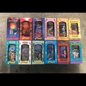 12 Disney Themed cups 1994 Burger King
